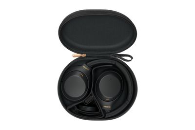 sony headphones case